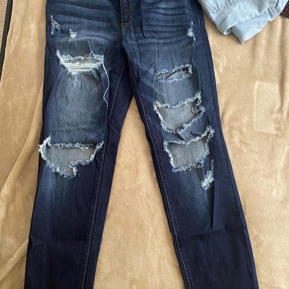 Distressed Jeans